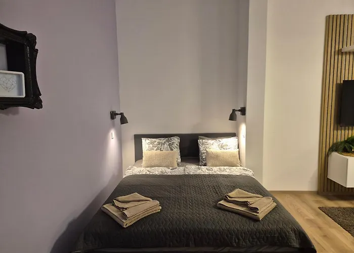 Orsi's Sweet & Lovely Apartment *