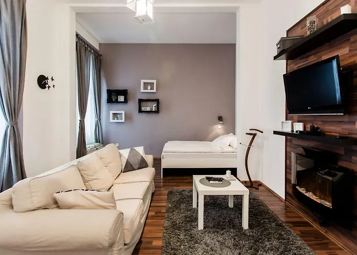 Orsi's Sweet & Lovely Apartament *